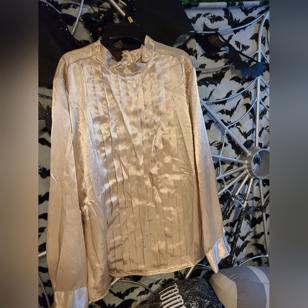 Blouse - Picture 2 of 3